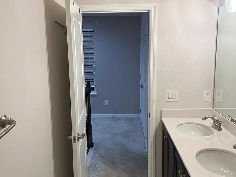 3601 Voyager Ln — Photo 29