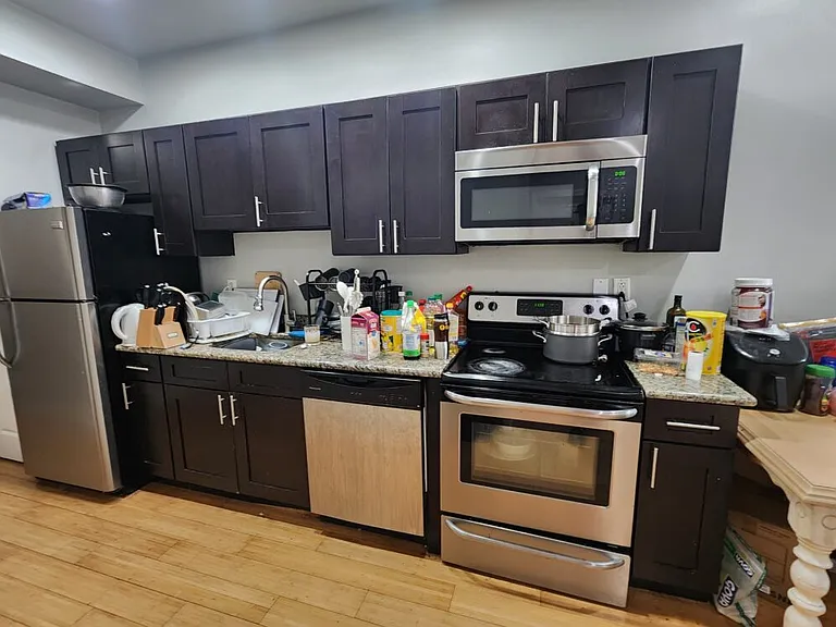 331 N 40th St #1A — Photo 7
