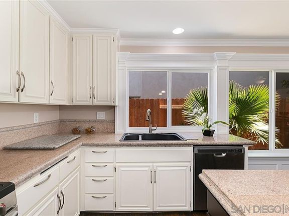 5th image of 9069 Gemini Ave