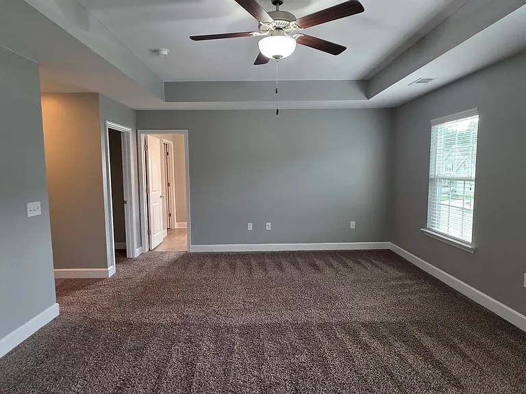130 Clover Point Cir — Photo 22
