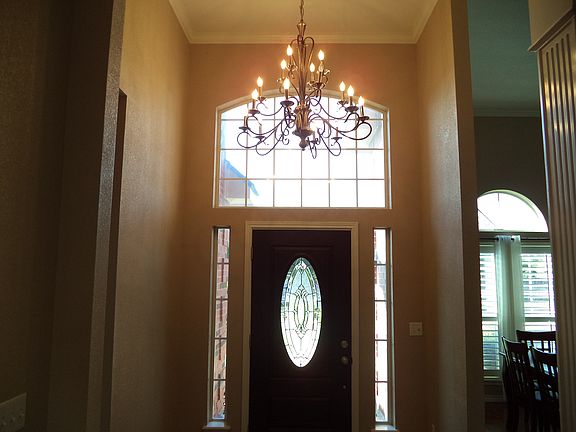 3rd image of 710 Serrot Ct