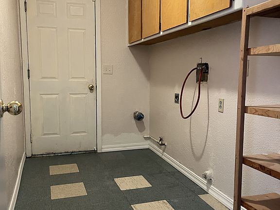 5th image of 4865 Pacific Ave