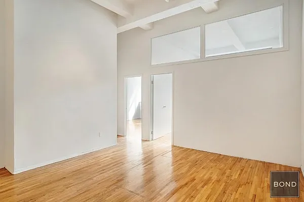 Rented by Bond New York | media 9