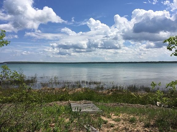 3rd image of 4699 Straits View Dr
