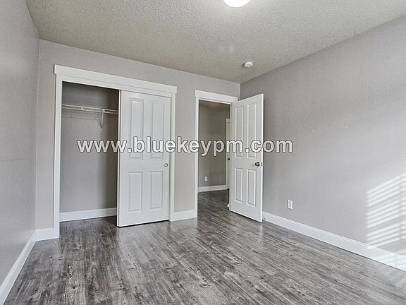 2nd image of 4404 NE 97th St