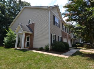 17050 Commons Creek Dr, Charlotte, NC 28277