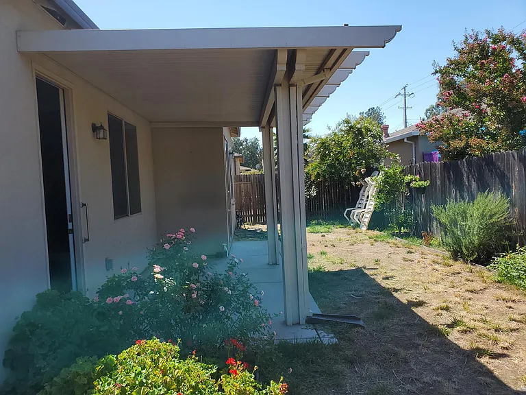 3831 Olive Ln — Photo 17