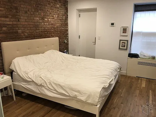 Rented by Halstead Real Estate | media 22