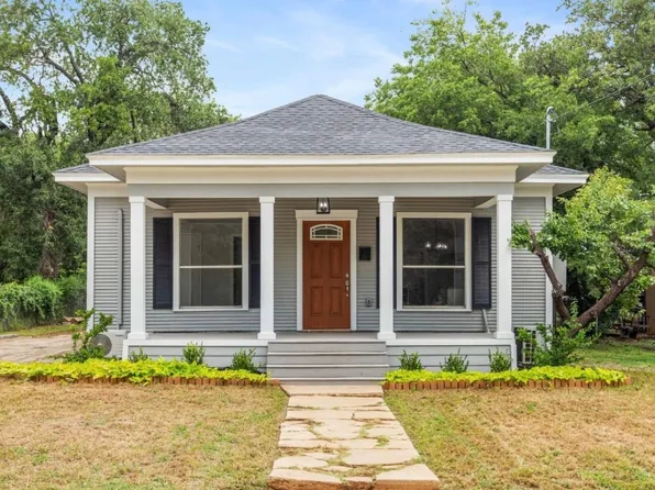 707 Avenue D, Santa Anna, TX 76801