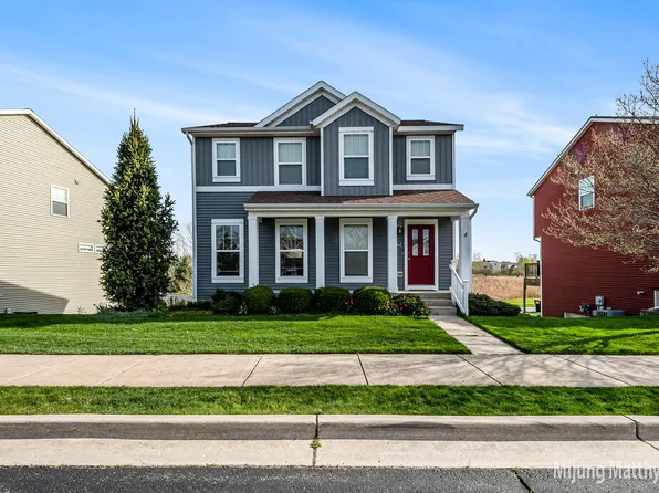 845 Cobblestone Way Dr SE, Byron Center, MI 49315