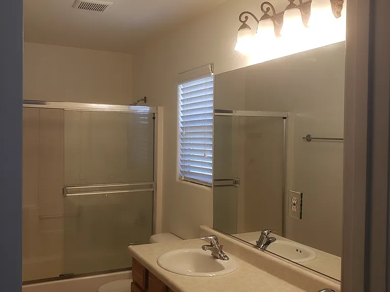 4729 W Elkhorn Ave — Photo 12