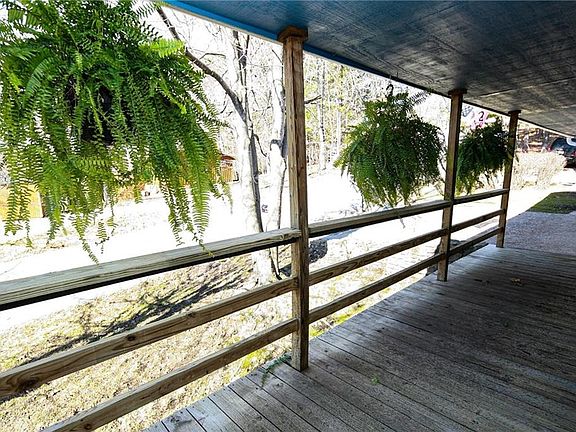 4th image of 8472 Spruce Dr