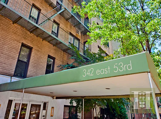 Sold by Halstead Real Estate | media 10