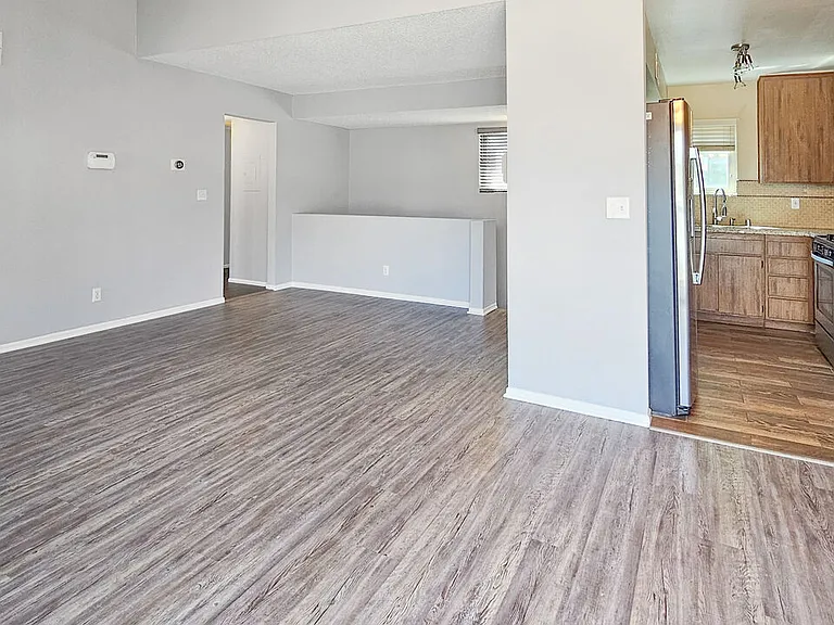 9928 Sepulveda Blvd #5 — Photo 12