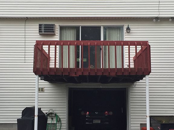 Garage Under
