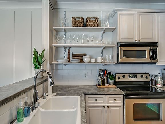 3rd image of 7230 Althorp Way APT W5