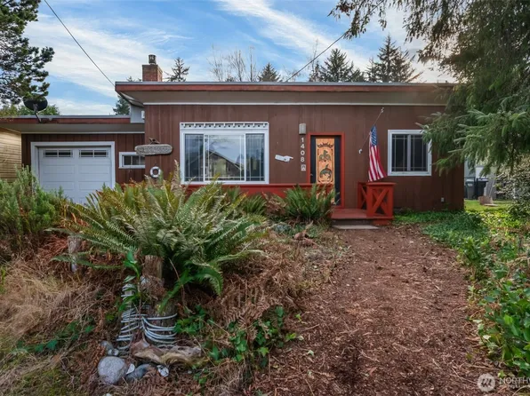 1408 250th Place, Ocean Park, WA 98640