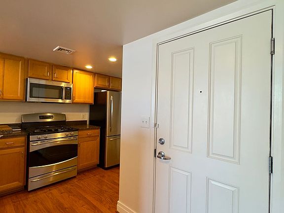 3rd image of 414 Water St Unit 2306