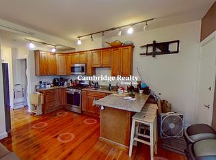 231 Norfolk St #4R, Cambridge, MA 02139