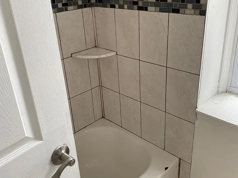 329 N Robinson St #19139 — Photo 4