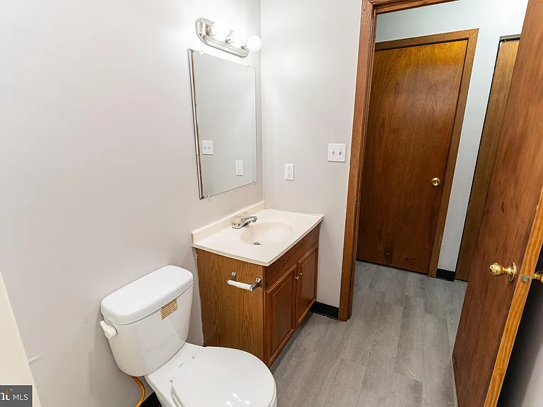 510 S Main St #18 — Photo 17