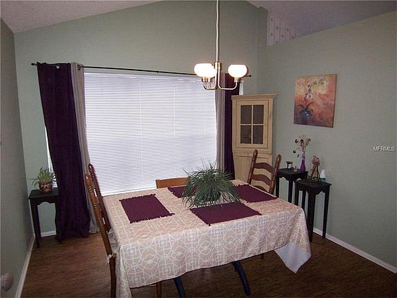 4th image of 2760 Foxwood Ct