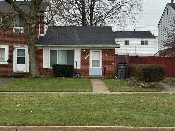 20176 Fifteen Mile Rd, Clinton Township, MI 48035