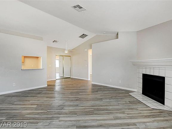 4th image of 5375 Angler Cir Unit 203