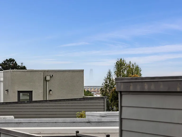 1426 Seawind Dr — Photo 43
