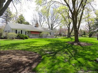 999 Sunset Rd, Geneva, IL 60134