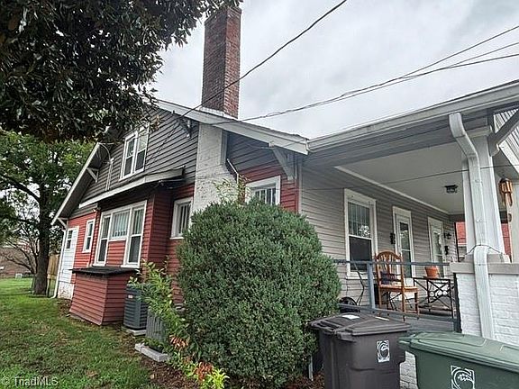 3rd image of 422 N Cedar St