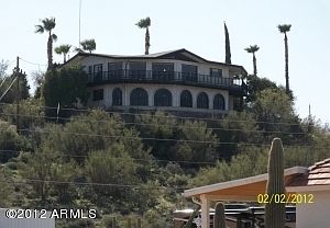 2nd image of 322 N Cleopatra St