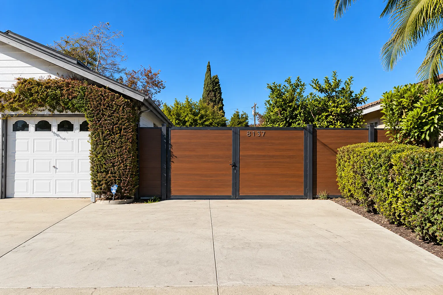 2 bed, $3,500 — Photo 1