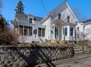 2 Brooks St, Maynard, MA 01754