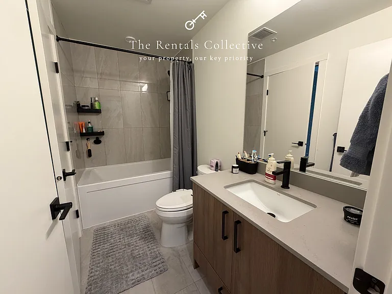 8230 208b St — Photo 12