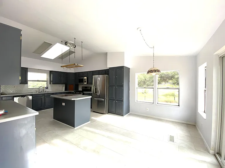27 Hillcrest Rd — Photo 23