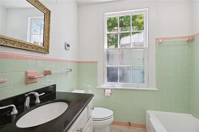 8205 Maple St — Photo 10
