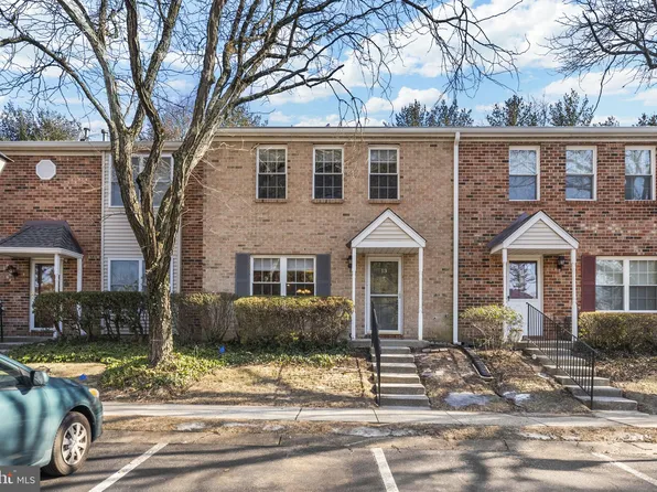 13 Pagoda Ct, Lawrence Township, NJ 08648