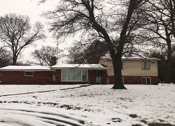 2nd image of 800 E 56th Ave