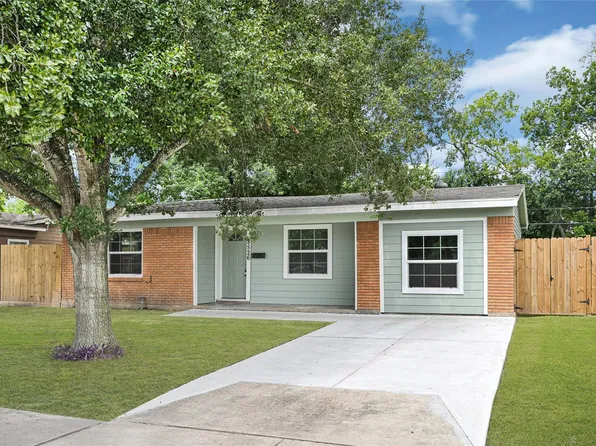 8526 Vennard Rd, Houston, TX 77034