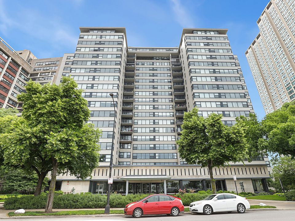 1st image of 3440 N Lake Shore Dr #14