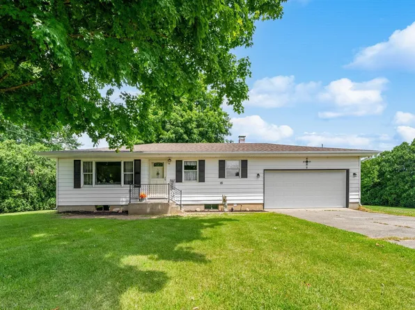 1704 Frantz Dr, North Manchester, IN 46962