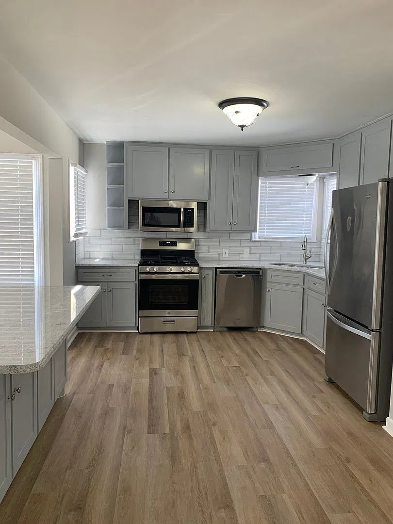 904 Cunningham - 3/Bed 2/Bath - $1995/month — Photo 3