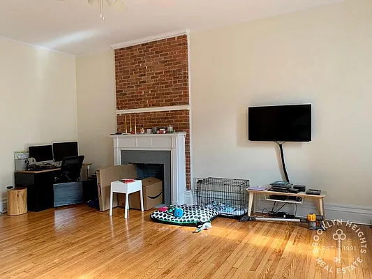 Rented by Brooklyn Heights Real Estate Inc | media 3
