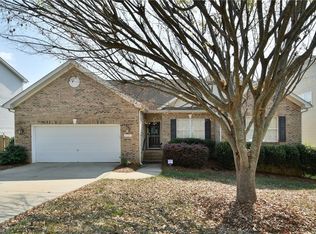 5220 Ivystone Ln, Winston Salem, NC 27104