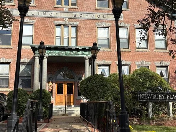 94 Newbury Ave APT 105, Quincy, MA 02171