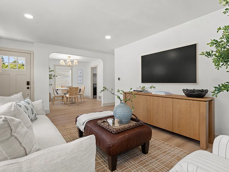 3615 Rosedale St NW — Photo 3