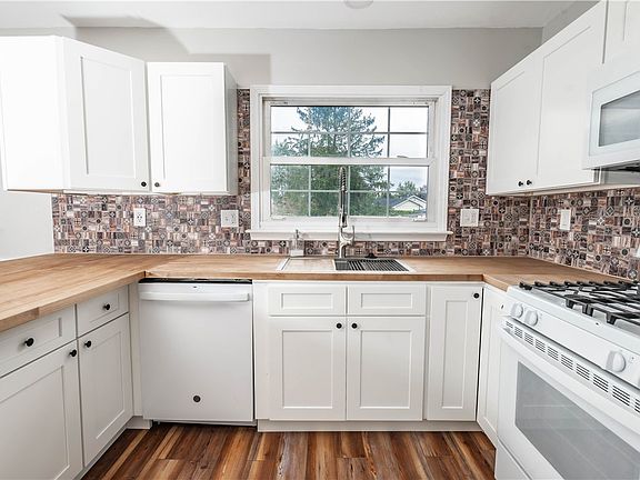 5th image of 344 Elknud Ln
