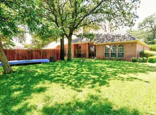 1540 Spinnaker Ln, Azle, TX 76020