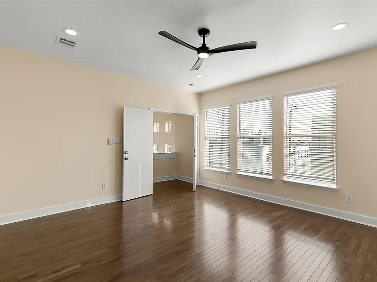 903 Roy St — Photo 19
